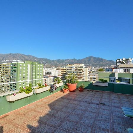 Atico Con Gran Terraza Apartment Фуeнхирола Екстериор снимка